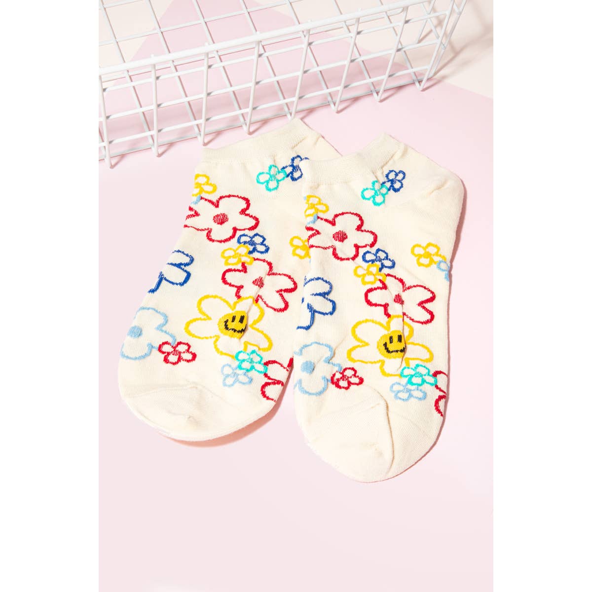 Ivory Floral Outline Print Low Rise Socks