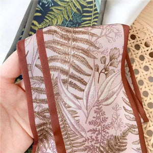 Scarvii - Plant-Print Neck Scarf - Classic & Soft